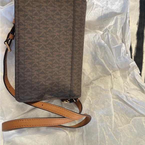 Michael Kors crossbody - Picture 4 of 4